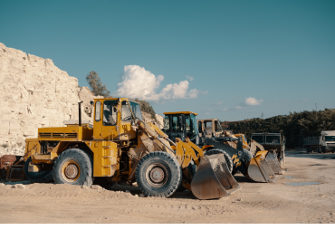 Dozer dan grader berjejer